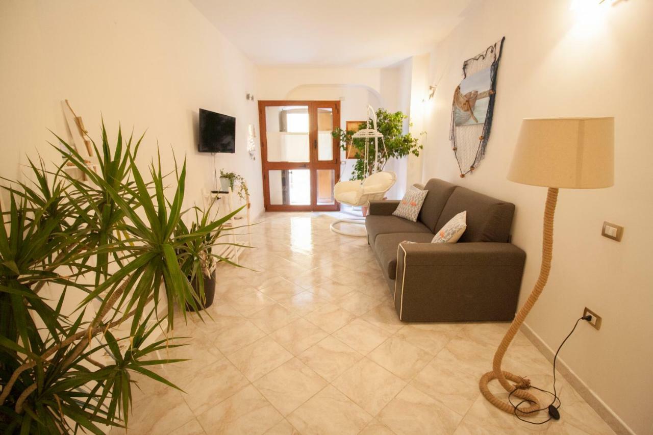 Lanterna Bianca Villa Cagliari Exterior photo
